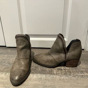 Women's Taupe Ankle Boots